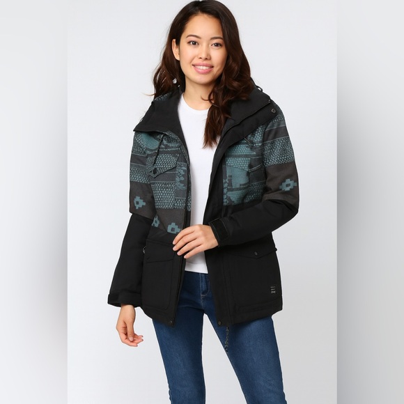 Women’s Black and Gray Patterned Snow Jacket for skiing / snowboarding - Picture 10 of 10